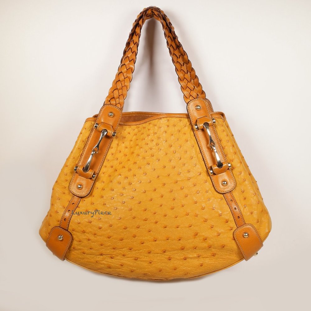 Amazing Gucci Pelham Ostrich bag Rare Like NEW